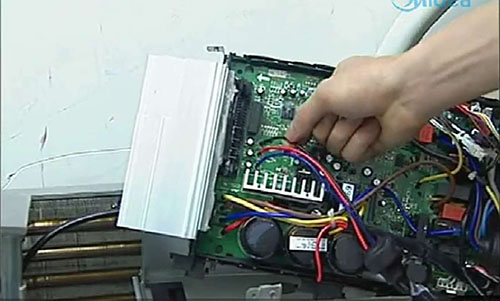 湖州市美的空调电话是多少